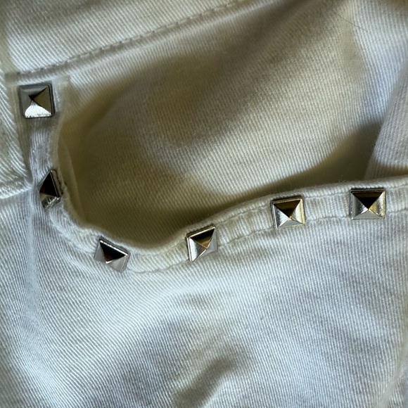 Rock & Republic ladies white jeans with silver embezzlement exc Cond SIZE 8 - Picture 4 of 15